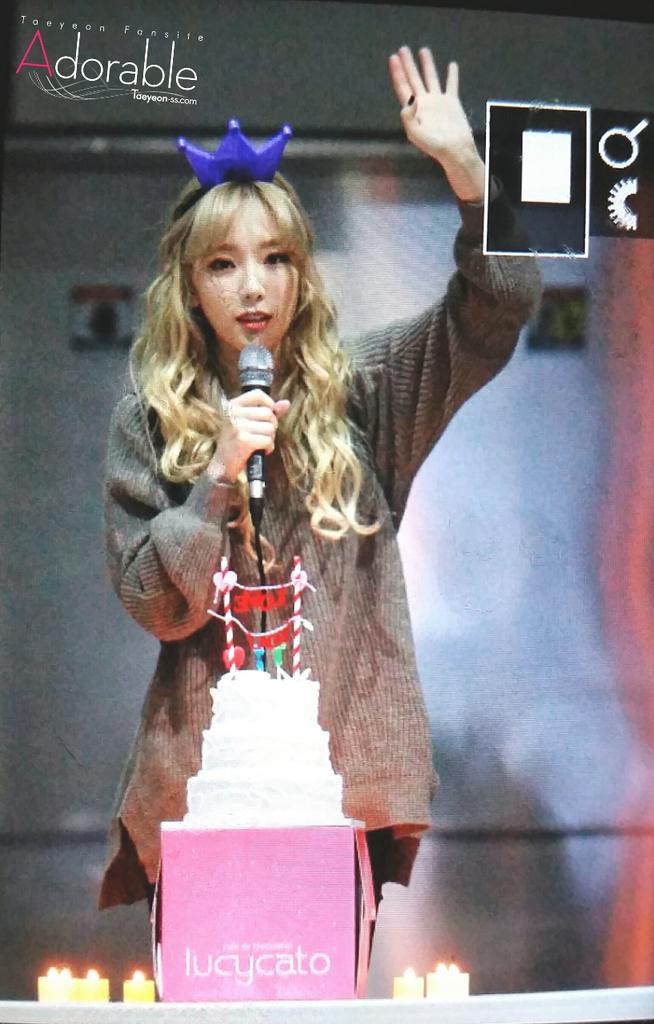 [PIC][17-09-2015]TaeYeon tổ chức Solo Concert "A Very Special Day" trong chuối Series Concert - "THE AGIT" của SM Entertainment tại SM COEX - Page 3 CSuJSG7UYAAxkg1