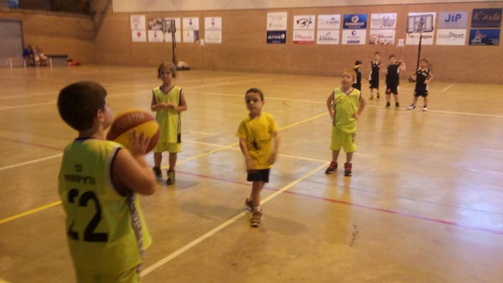 CBPardinyes's tweet photo. Els equips PreMinis i Escola @CBPardinyes a la Trobada de Bàsquet a Calaf. #basecbpardinyes https://t.co/QGVdB6A6FJ