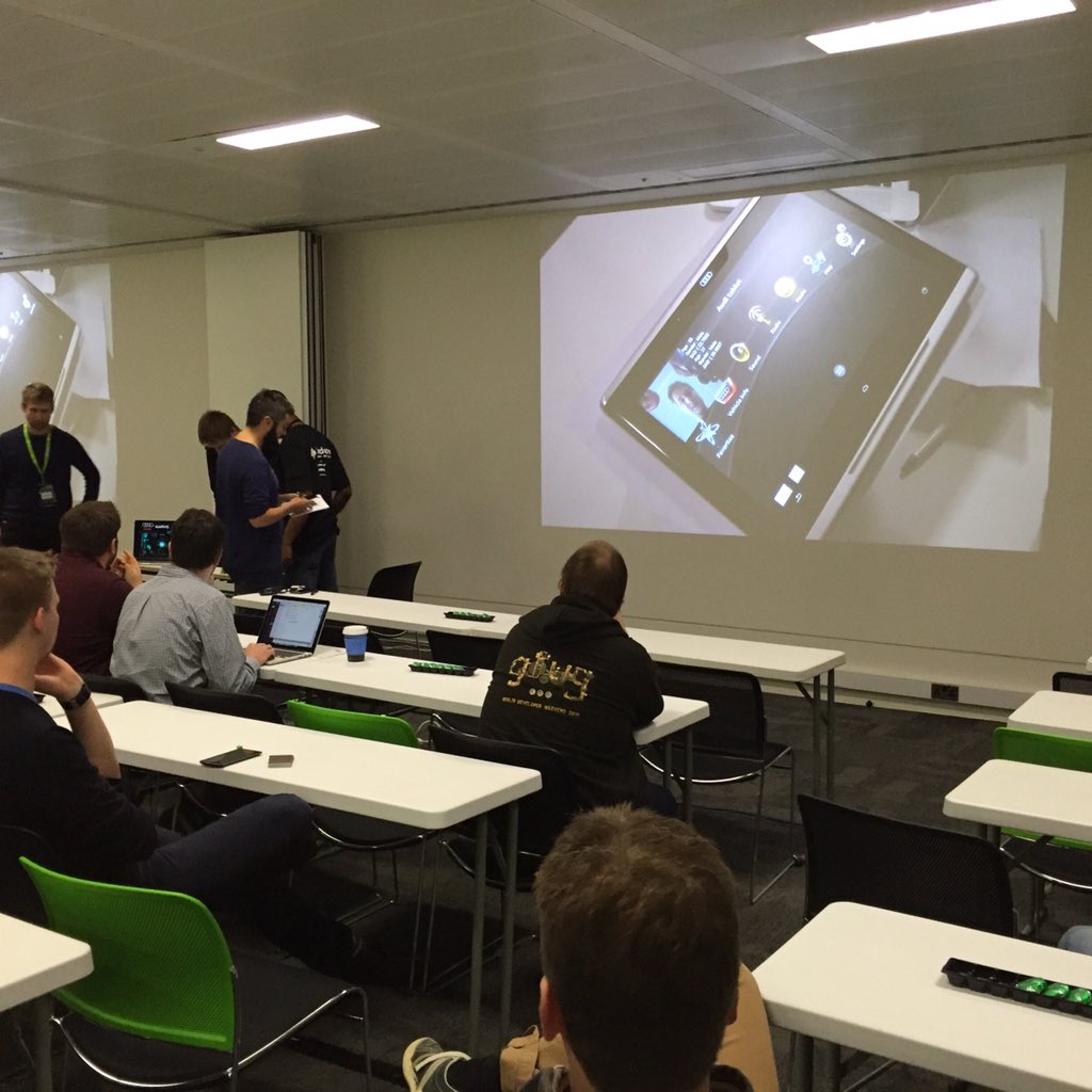 Ganslmeier's tweet image. Audi Tablet Challenge #droidconhack