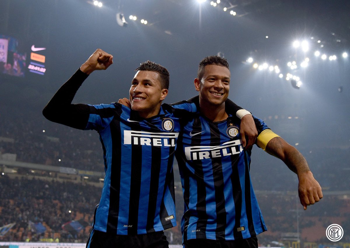 Inter's tweet photo. Volete rivivere #InterRoma? Date un'occhiata alla gallery su inter.it: https://t.co/4E3s8sGL8z #SfidaDaPaura #FCIM https://t.co/3UuQsLjz5g