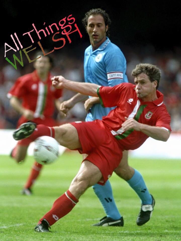 Happy 52nd Birthday for former Welsh striker & manager Mark Hughes   