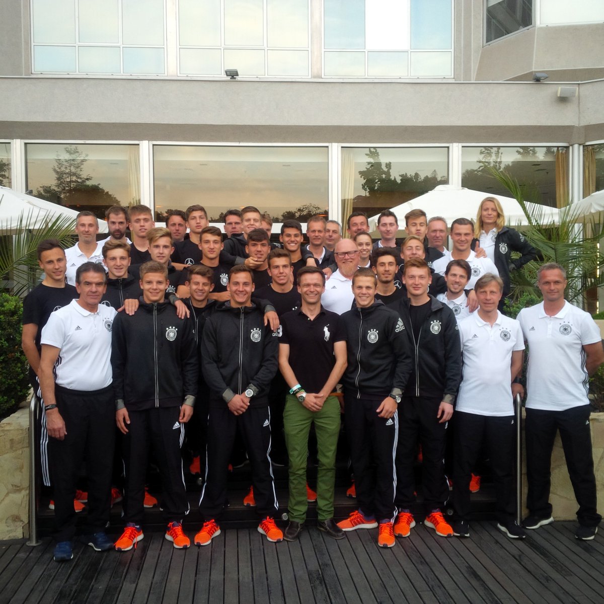 DFBNachwuchs's tweet photo. #U17: Danke für die Unterstützung. Thanks 4 the support. Gracias por el soporte! #U17WM #MundialSub17 #GoodByeChile https://t.co/Z7I7mcGwr9