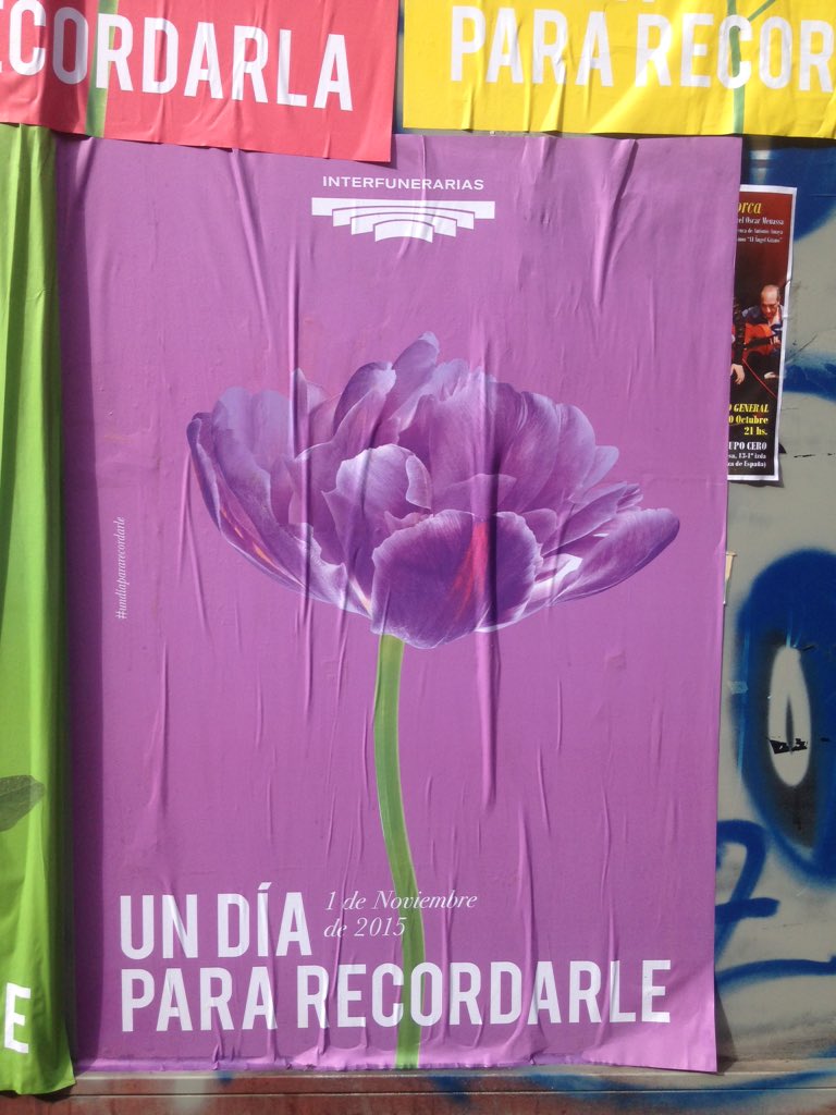 AliencitoB's tweet photo. Acción de #interfunerarias para el #DiaDeLosSantos #publicidad  #undiapararecordarle #madrid https://t.co/rkhwMTDHKn