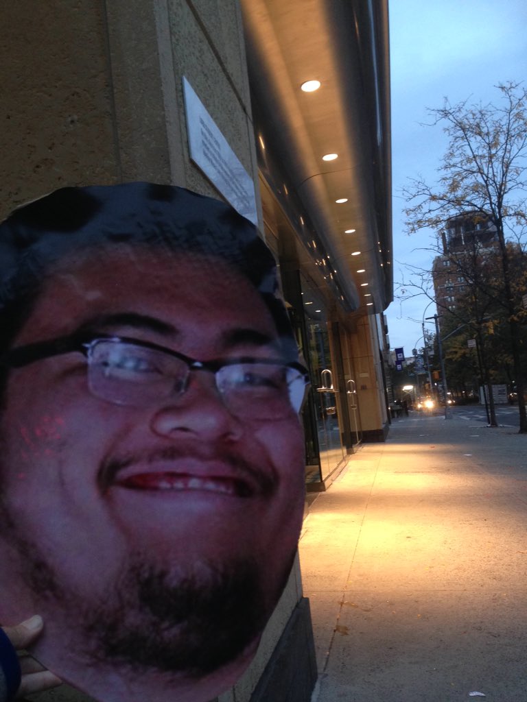 TeamDanPls's tweet photo. First ones in line #TeamDan #MRPI2015 https://t.co/aWU4QI5uV0