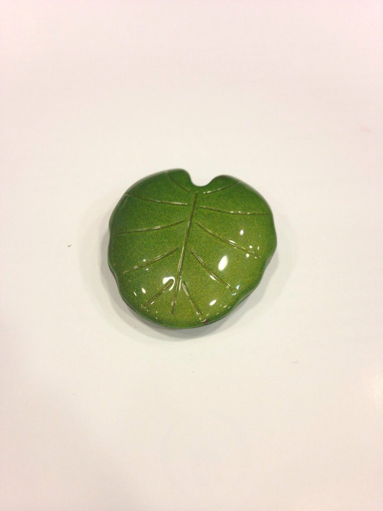 TirabequeG's tweet photo. "@PastryRev: Un bombón de campeón. Es del mejor chocolatero del mundo, Vincent Vallée #WCM2015 #PastryonTour https://t.co/ySoSevFFbT"