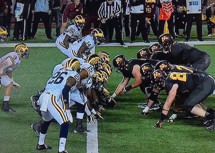 11W's tweet photo. An important aspect to stopping goal line plays is to line up in the neutral zone defensively. https://t.co/5fYkxuuNNT