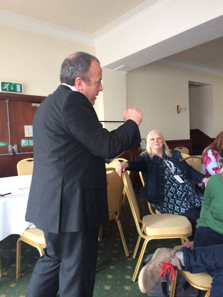 MikeKaneMP's tweet photo. Great to be at #lnw15 at a policy forum discussion on refugees, a fair and humane policy. https://t.co/3W5tyDAbYh