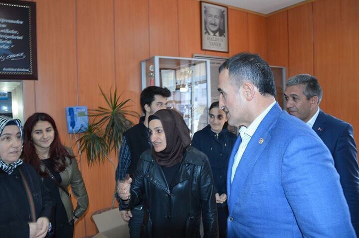 AtilaKaya_MHP's tweet photo. Milliyetçi Hareket'in zaferi için ilk adımı sandıkta attık; oyumuzu Beylikdüzü' de kullandık. https://t.co/kHmklansQC