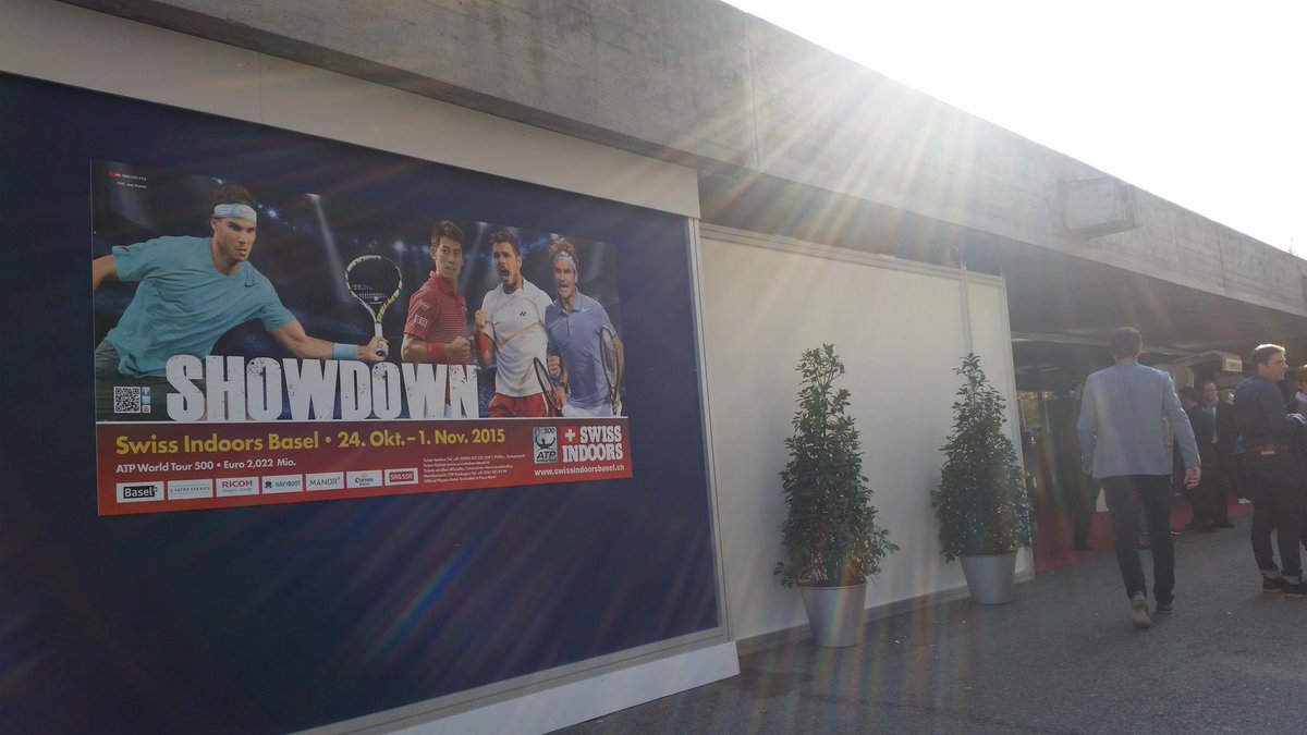 fans4roger's tweet photo. Showdown here in Basel at the #SwissIndoors. 1 hour until the big final #Federer vs. #Nadal. Let's go Roger! https://t.co/tq4lGcajR6