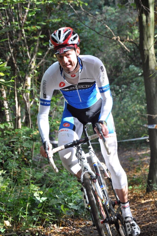 jpbrunsveld's tweet photo. 5th place in championship North,South Holland #cyclocross #fotokoos @CastelliCafe @CastelliCycling @Ridley_Bikes https://t.co/iyFuE1UlYn