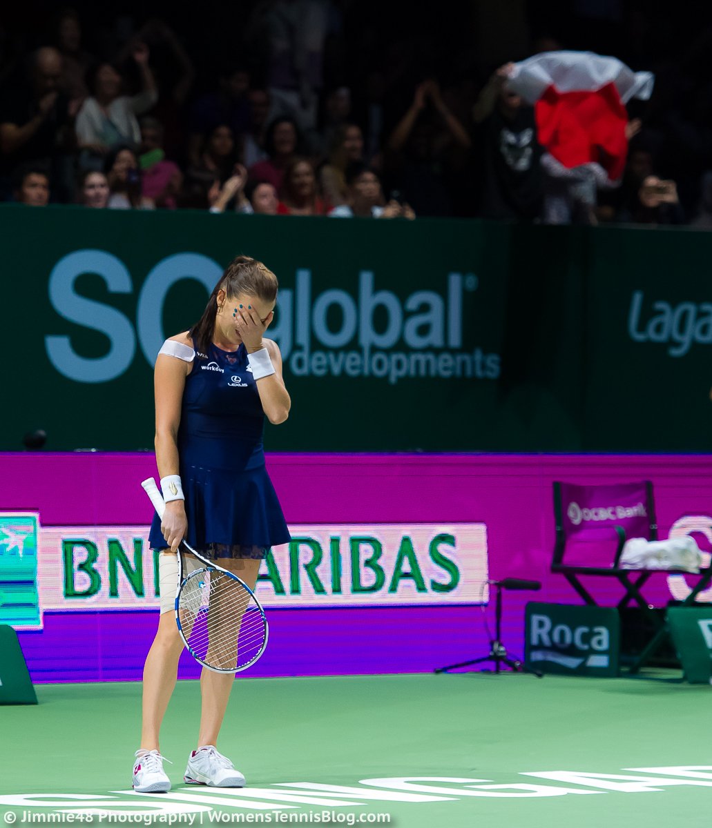 JJlovesTennis's tweet photo. .@ARadwanska can’t believe it, she’s just won the @WTAFinalsSG ! https://t.co/JqmI3AkmJc