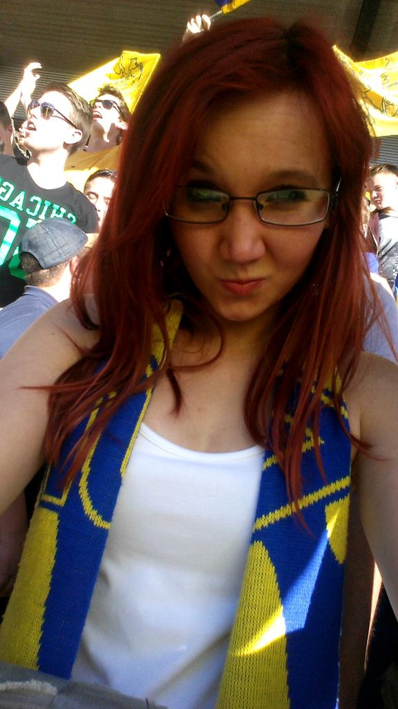 Cassandra_X_'s tweet photo. Stvv-standard #stvv #allezmongars #kanarie #SectorL https://t.co/3wLEaBamtK