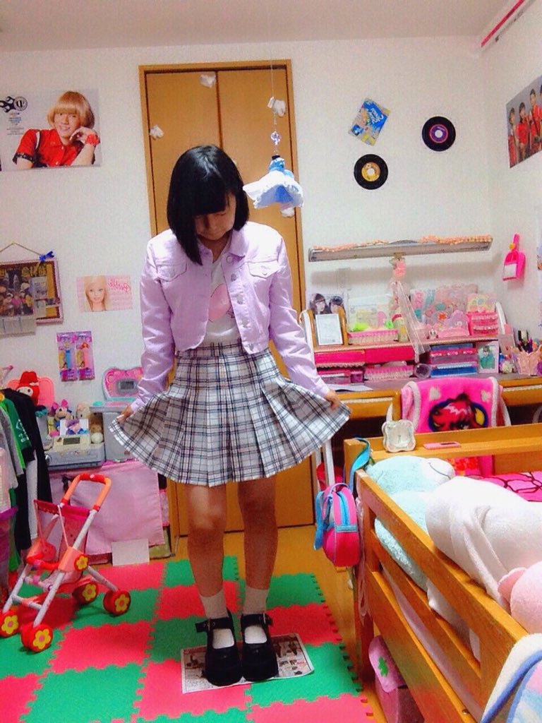 な お Ranzuki Staff Ranzuki Bubblesコーデ いいと思ったらrt ジージャンと プリーツスカートがbubblesです T Co Yn00c2anjb