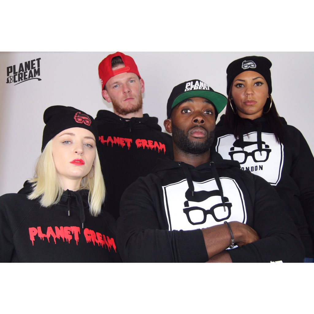 planet_cream's tweet photo. π΄β«οΈππ¦πβ¬οΈβ»οΈ
#PlanetCream #London #Evolution #Square
#Hoodie #Fashion #StreeStyle
https://t.co/FPRbuJVk7s https://t.co/rRG0IIikfP