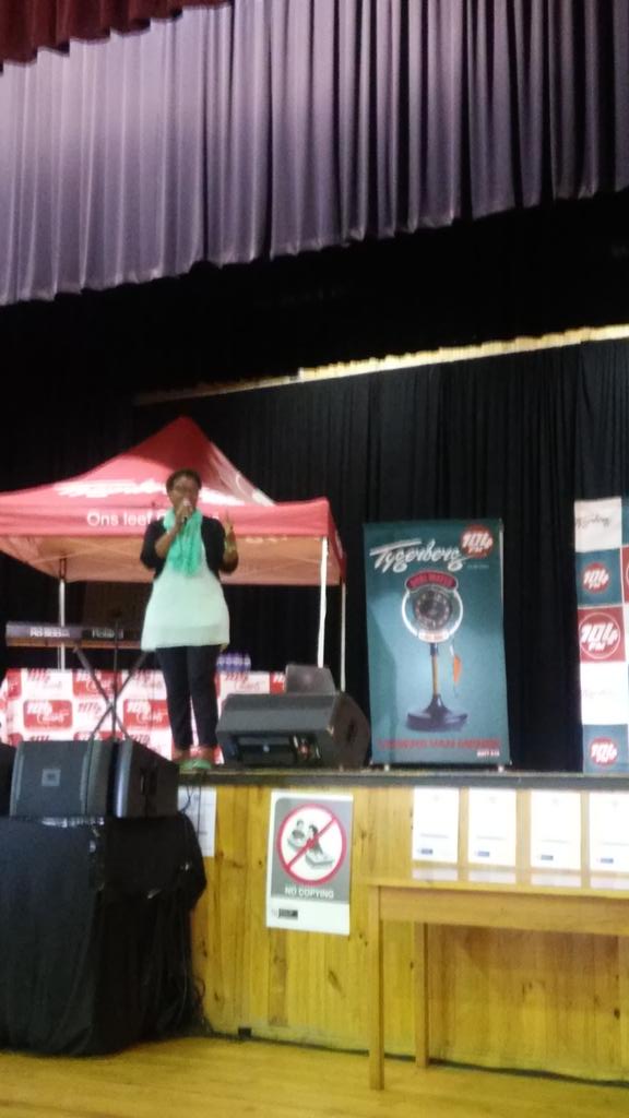 Tygerberg104fm's tweet photo. @rosebud_mgada @RosebudMgada @Tygerberg104fm @cois By die dankseggingsdiens in Mitchell's Plein. #BelofteWeek2015 https://t.co/4wZOARzHkq