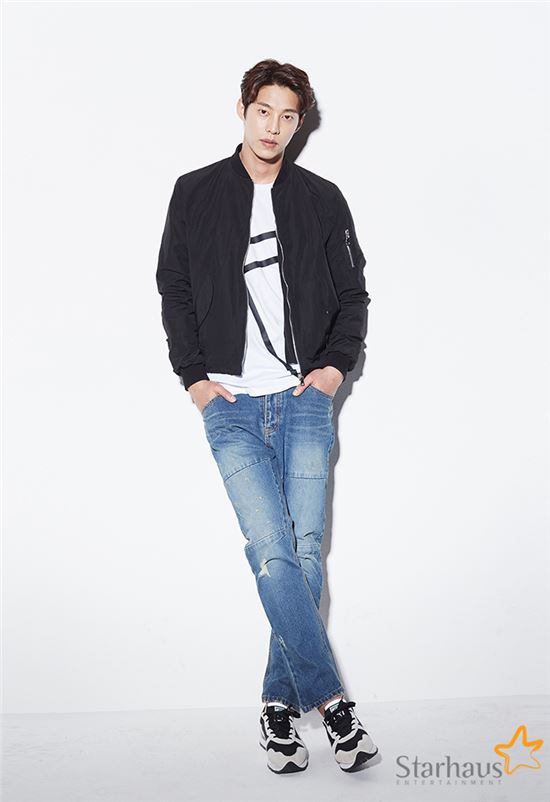 fankoreandrama's tweet photo. @fankoreandrama 
全員が185cm以上ある！モデル系俳優集団🎵
でも、歌もかなり本気で上手い💖
#ONE_O_ONE https://t.co/1BrOAyI5gN