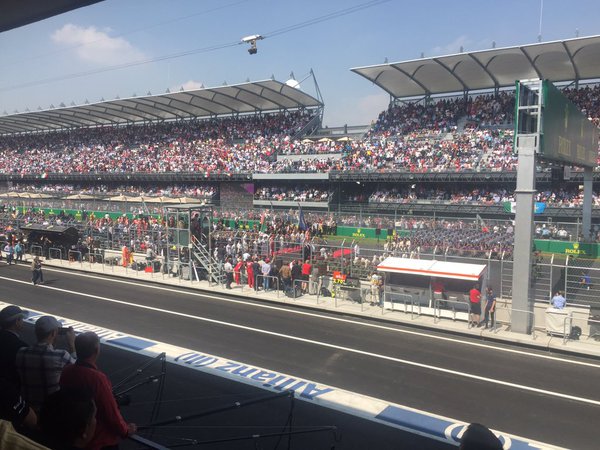 TelemetricoF1's tweet photo. #AirTemp 22 #TrackTemp 55 #Humidity 44% #MexicoGP #F1xFOX https://t.co/kmevrh9UZ0