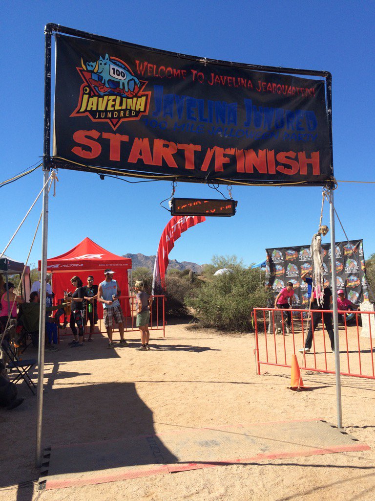 WestSide_Rabbit's tweet photo. The official race cutoff has arrived! Great job &amp; congrats to EVERYONE at #Javelina100 @AravaipaRunning @USL_tv https://t.co/Qt3STiu9Oy