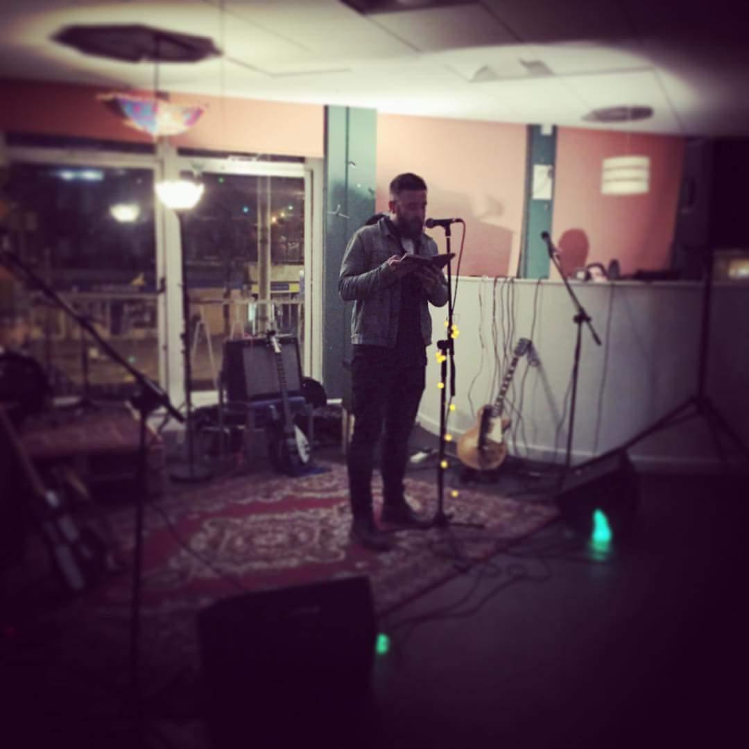 Made it through my debut solo poetry performance. Thanks <a href="/WeAreBalloon/">Balloon</a> for the opportunity 📖 🔊 🎈

Photo <a href="/KaiGalles/">Kai Galles</a>