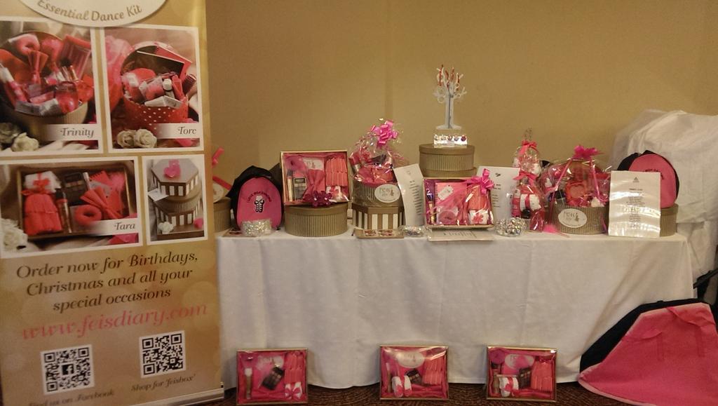 DancersDiary's tweet photo. Feisbox looking 'Pretty in pink ' at the All Ireland's in The Gleneagles, Killarney. https://t.co/jBkKQ48qjw