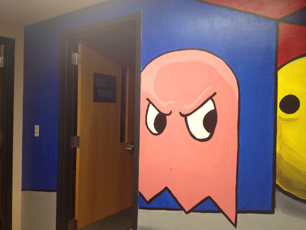 SCSAnchors's tweet photo. Don't be intimidated by the murals in the hall! #SCSOpenHouse https://t.co/BfJEeBgKcG
