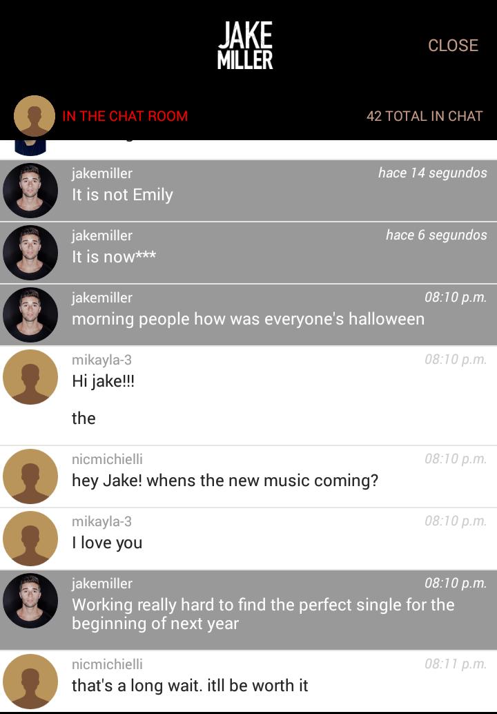 SpainJakeMiller's tweet photo. Jake ahora mismo online en el chat de la app #JakeMillerApp https://t.co/x5zSakEdQs