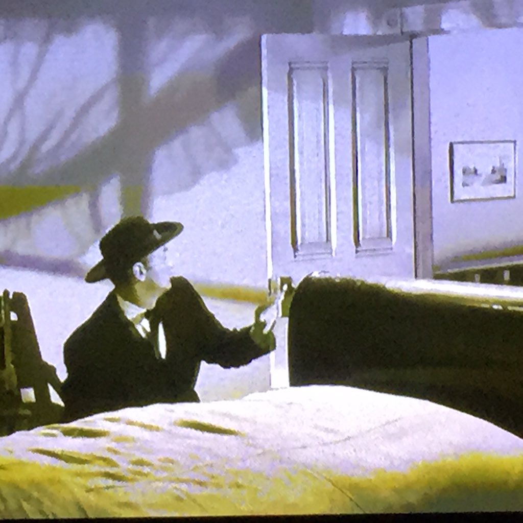 APPLESToNEPiX's tweet photo. <#PixFromLastNite<🎃>#SpookyStreambinge>
1 #OVERexposure
2 #RockingChair
3 #overlay #crickets🐜
4 #BlueWall #YellowBed https://t.co/dGe9S1Pagt