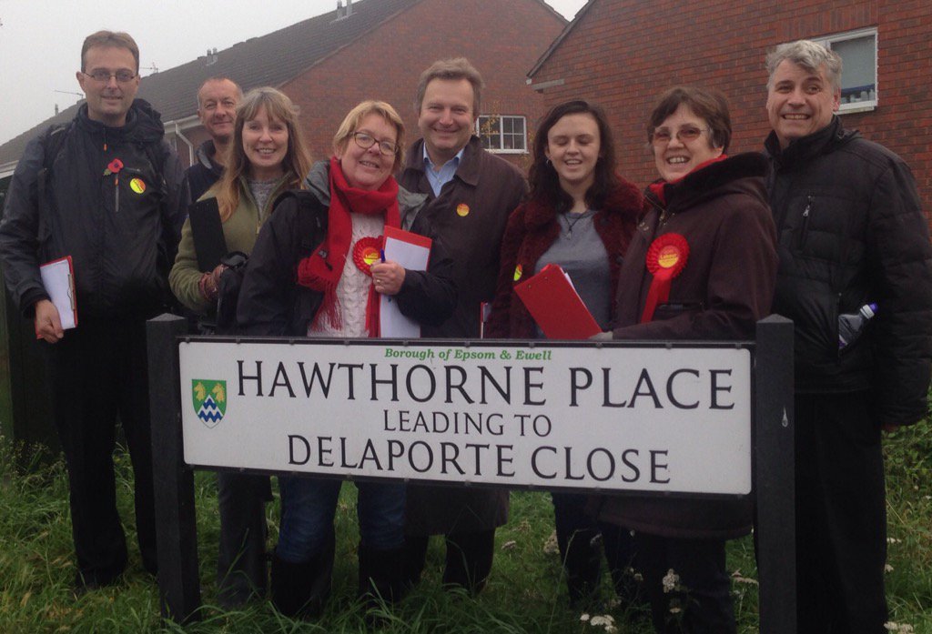 ee_labour's tweet photo. Another great canvassing session today with a great team on the #labourdoorstep in #EpsomWest https://t.co/hXTavXR213