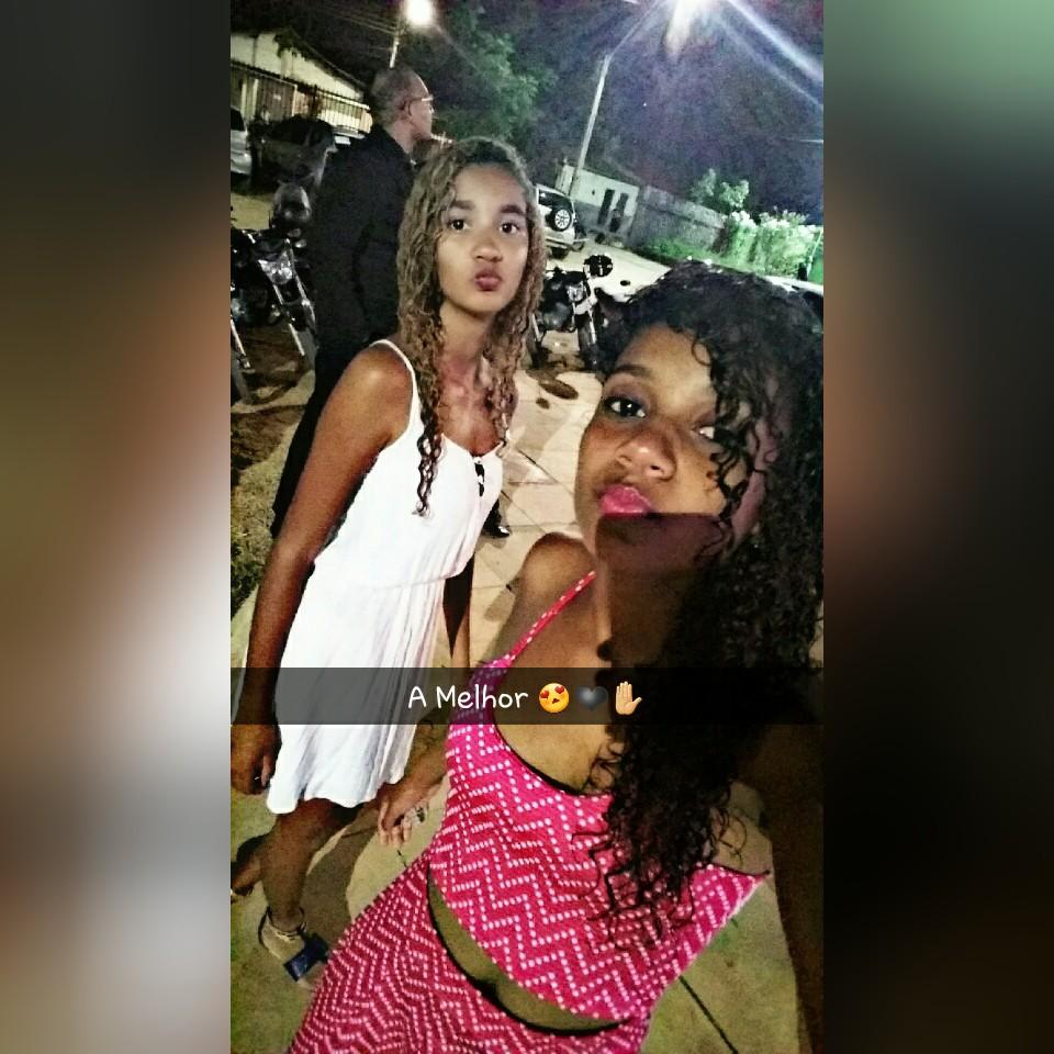 WesllannyKelly's tweet photo. A fofoca perde a Graça sem ela ❤ #Amiga 💘 #Formatura 💋✌ https://t.co/xEEiKne82C