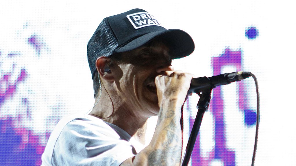 Happy birthday to frontman Anthony Kiedis! 
