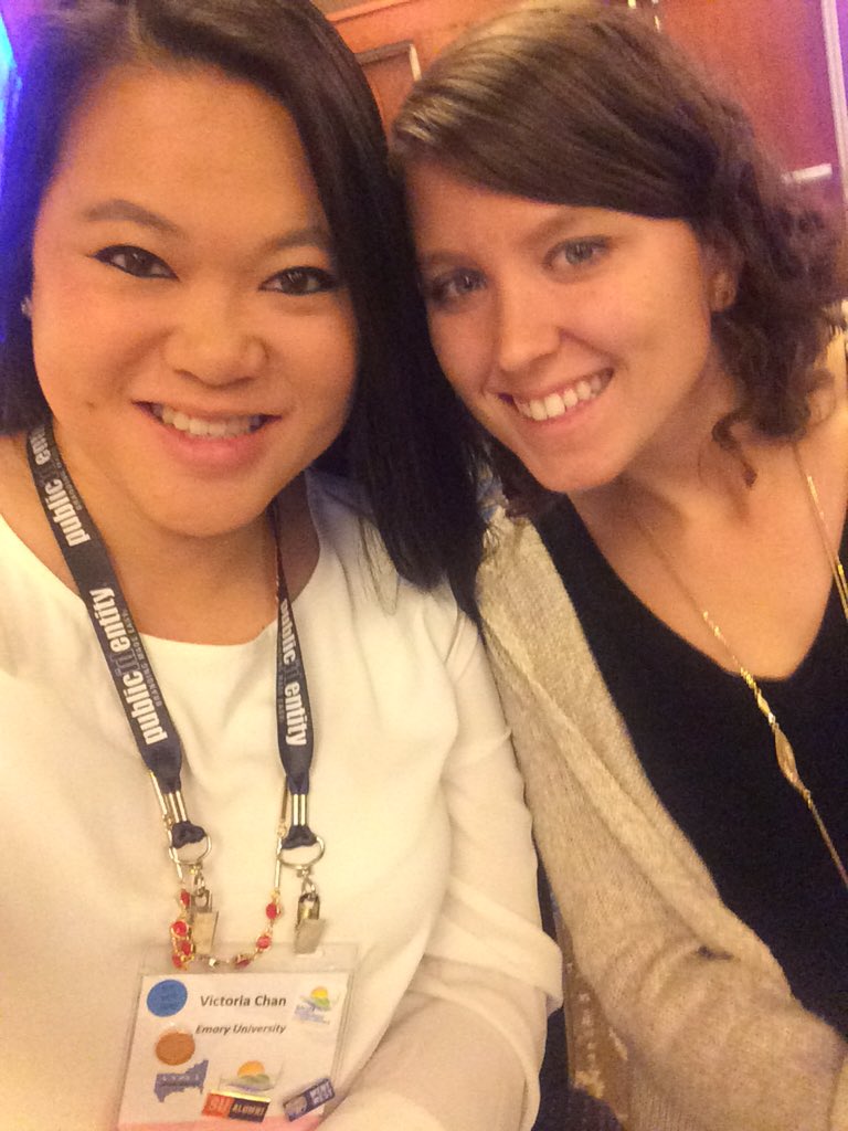 VictoriaChanINC's tweet photo. Hanging out with one of my @SACSAtweets social media co-Queens @Jonnaleanne! #SACSA15 #sacsatime https://t.co/wrG9xGET9c