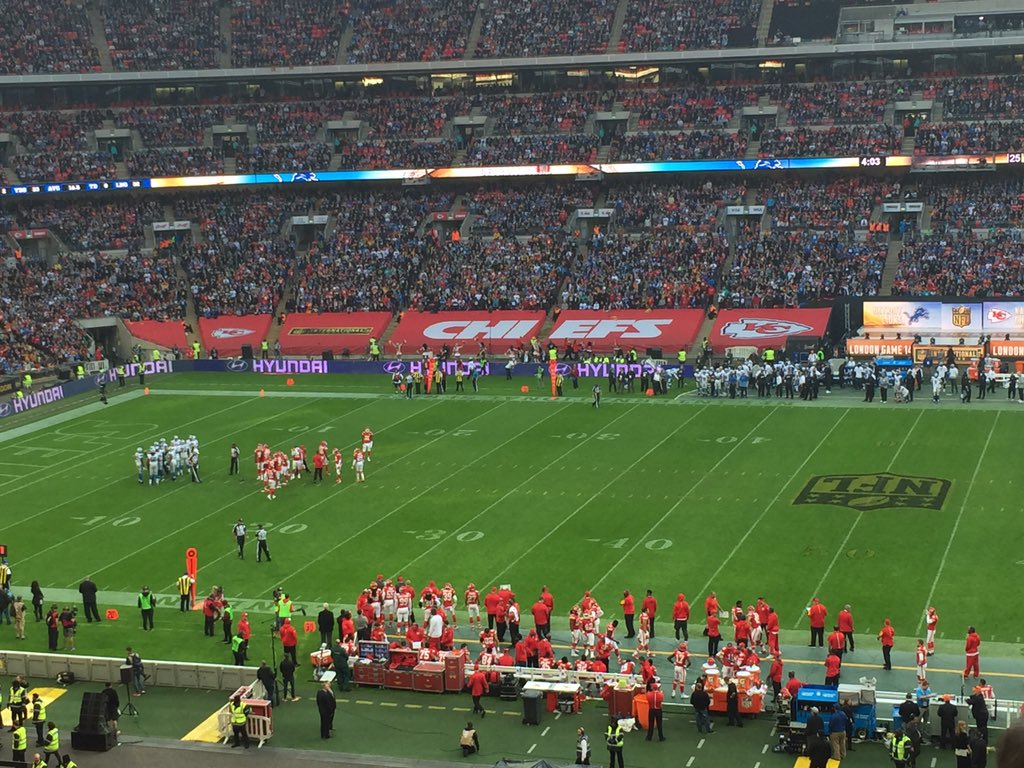 maya_orr's tweet photo. Channelling our inner American @Lions @chiefs #nfluk https://t.co/r6GhTO1v1G