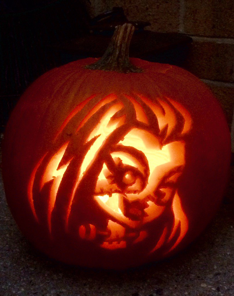 Monster High Pumpkin Stencils monster-high-pumpkin-stencils