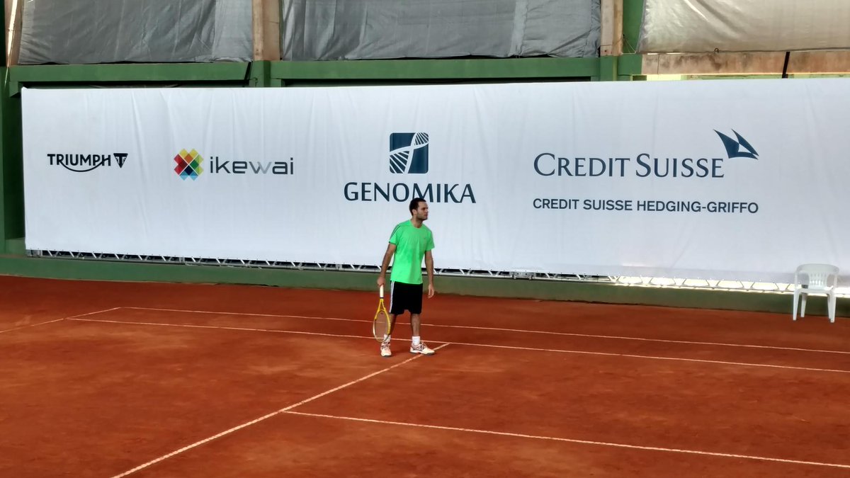 srlm's tweet photo. #lagoaAzul #tennis open: cabanga iate, REC, semifinais rolando agora. organização #IKEWAI. e muita gente! https://t.co/WQkuvmR3QK