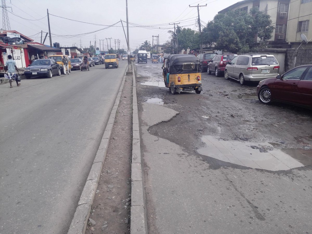 Urenwoke's tweet photo. @AkinwunmiAmbode @IFM923 Some Pictures of the road (Pt5) https://t.co/8oJhUx3eyy