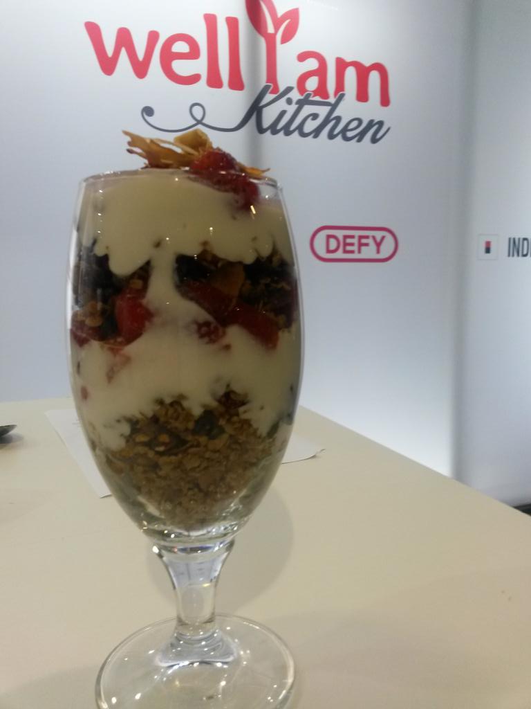 NNSuperfoods's tweet photo. How amazing do these look? #BreakfastSundae and #MexicanLayeredSalad made by @LisaRaleighSA #GFWS2015 https://t.co/JQkmjS1Wb3