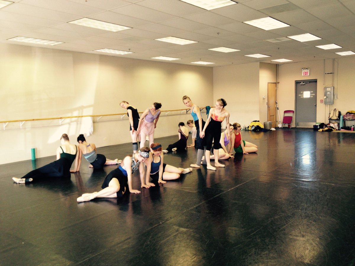 Ballet58chi's tweet image. Interplay comes to life...
#rehearsal #creationprocess #newballet #B58springseason