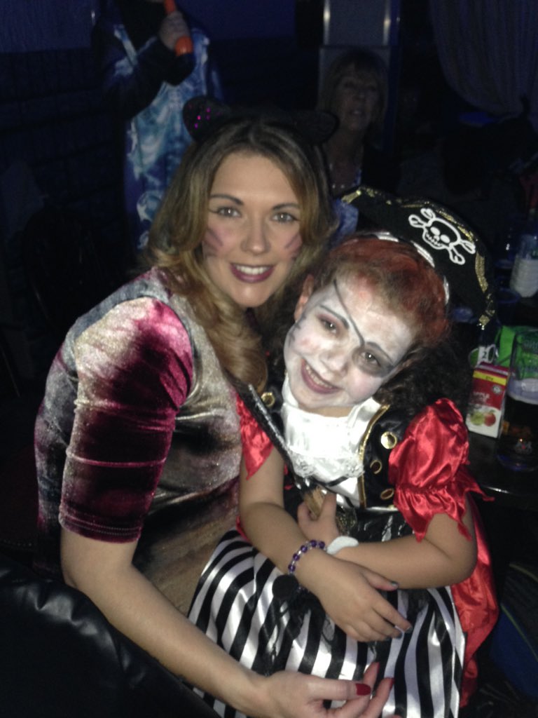 jodiemc84's tweet photo. Hallaween in Wales with the family @tagoeg27 https://t.co/6TaI5U5DoY