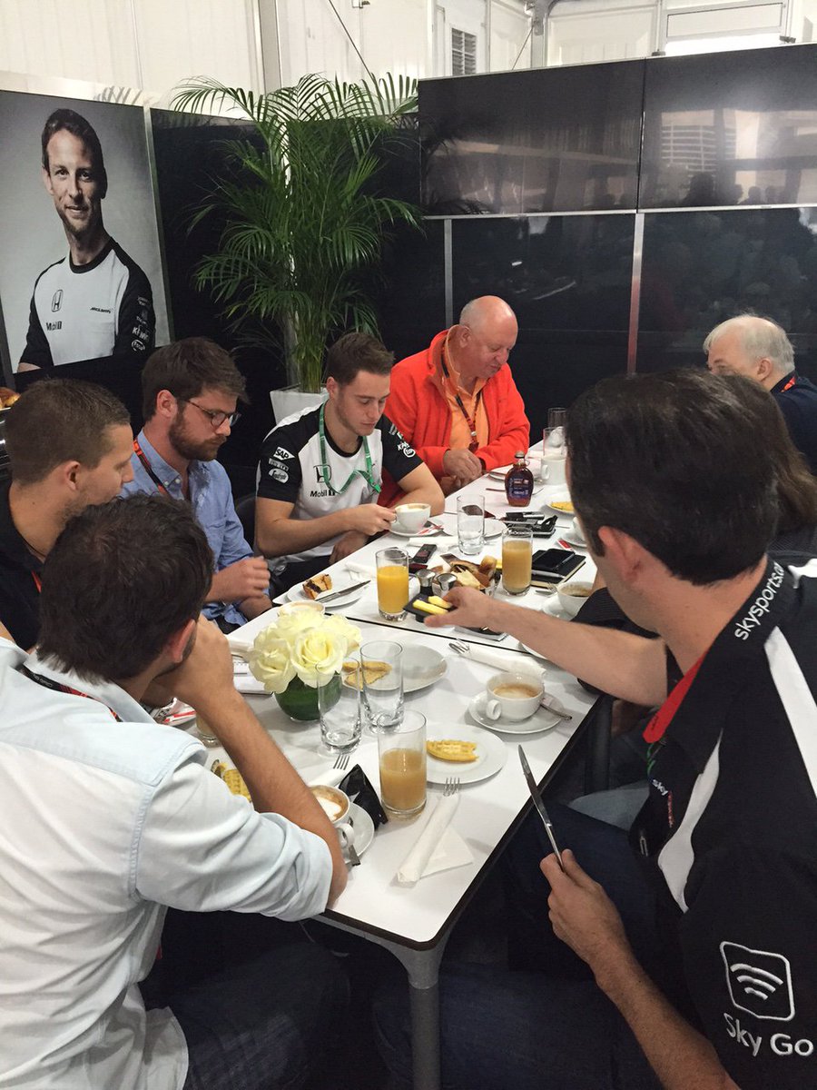 McLarenF1 tweet picture