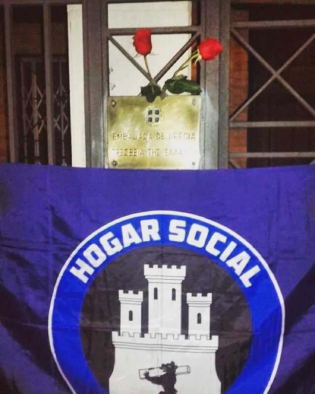HogarSocial_'s tweet photo. En recuerdo a los dos militantes de Amanecer Dorado asesinados.
¡GIORGOS Y MANOLIS PRESENTES! https://t.co/1tDgzfLAxo