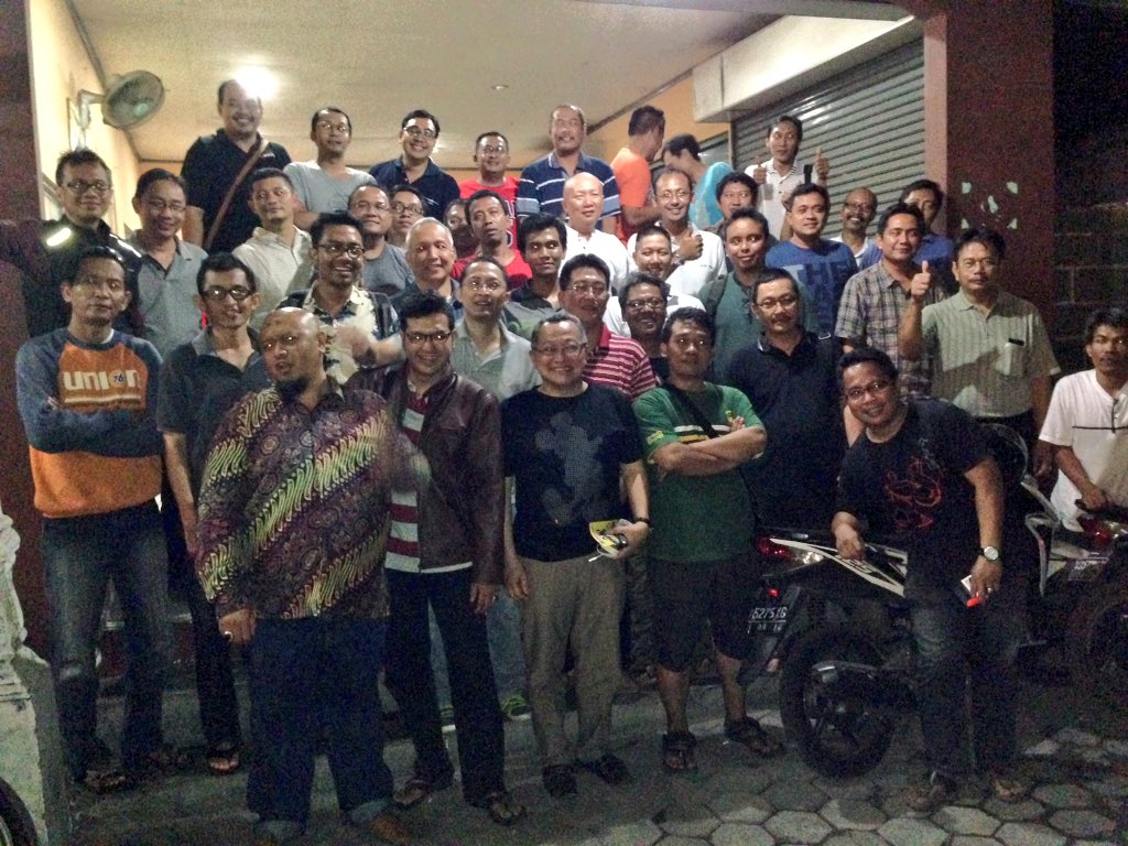DeBrittoAlumni's tweet photo. Kumpul alumni SMA @KoleseDeBritto chapter Jogja
Dihadiri Presiden Alumni A Toni Prasetiantono https://t.co/f3Drj0b0sj
