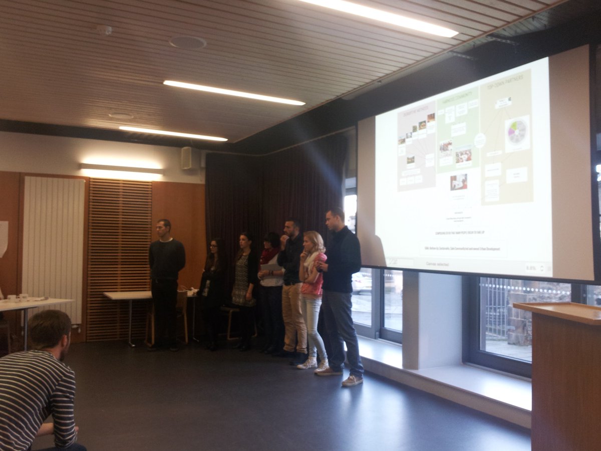 EdinburghSusJam's tweet photo. Presentation are now under way! First group: Sustainable Urban Development in South Africa
#ESJ15 #GSusJam https://t.co/SHIqXBaqRa