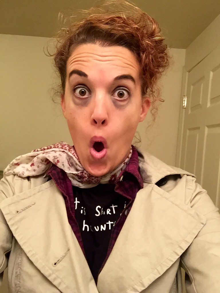 JenSchwags's tweet photo. My Raymond costume! Finally got to wear my ascot &amp; @GUBLERNATION t-shirt together!😜 @RichardBatesJr1 @SuburbanGothic https://t.co/gahCJRO92j