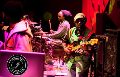 nyreggae's tweet photo. 9a-1p MTN wake up w sweet #Reggae w @ReggaeMovement on @KZKOTheVibe FIND KZKO @TUNEIn or https://t.co/A0V5vYJWsa https://t.co/cjcYWiTsli
