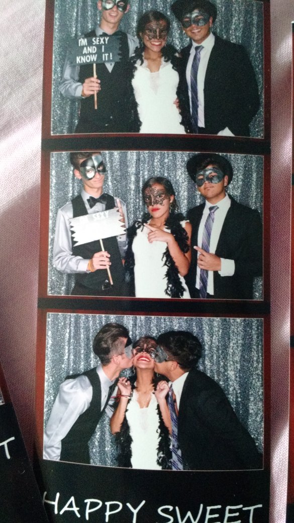chasepritchard_'s tweet photo. Parties are my specialty #samsparty https://t.co/9MJfzSUtjF