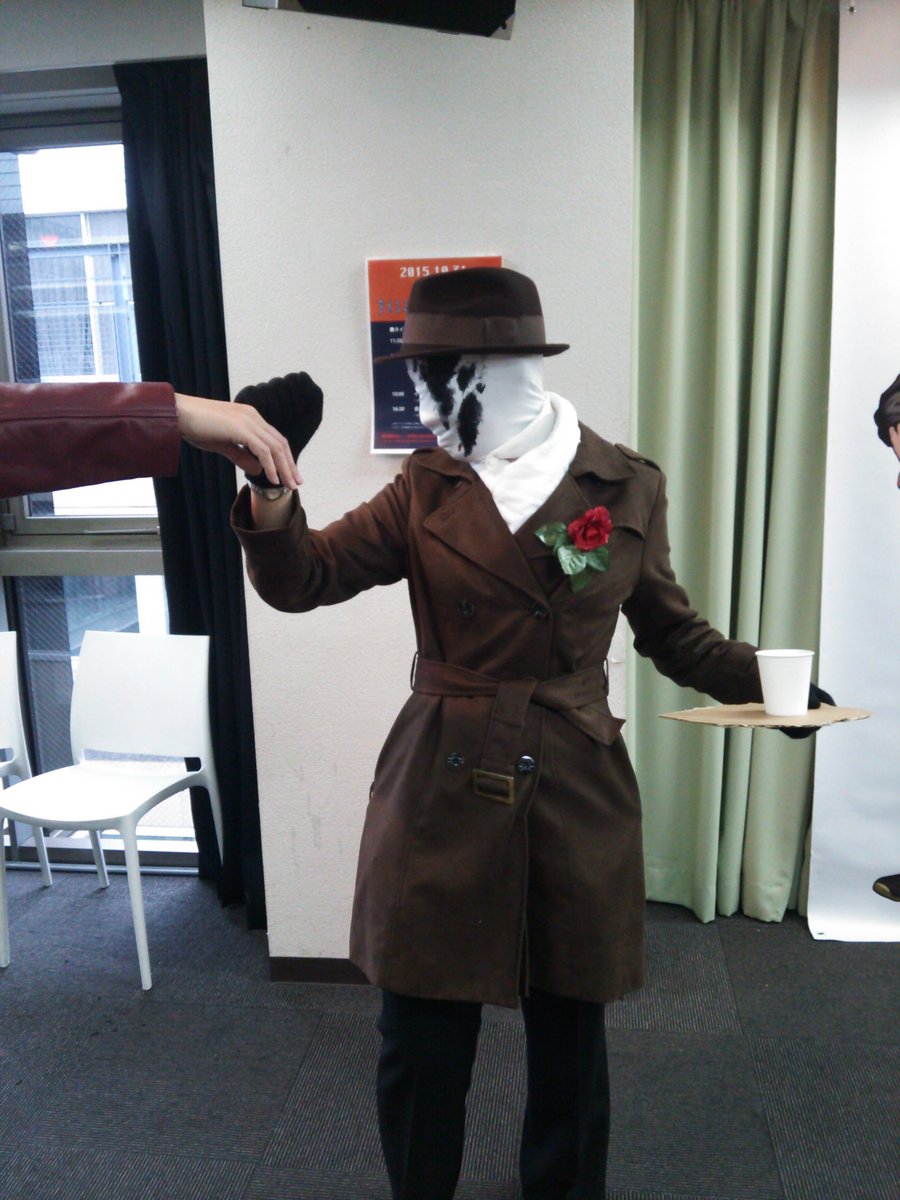 asanon256's tweet photo. コスプレされていなかった方の顔にぼかしを入れれたので、今更ながら今回取らせて頂いた中のお気に入り、忍び寄るカナダ人と、指を折る人をアップ。
#BCHCF2015 https://t.co/2cwD4FqfYW