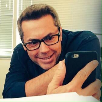 03Amanda17's tweet photo. This beautiful man @VaunWilmott created a amazing story/gift. @netflix give #dominion a home 4it 2continue #Netflix https://t.co/QKn8dYJZAt