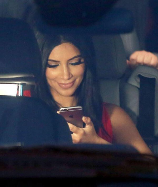 FemaIeStruggIee's tweet photo. When you finally take a good selfie and you can‘t stop staring at it https://t.co/qyN4m2bEsj