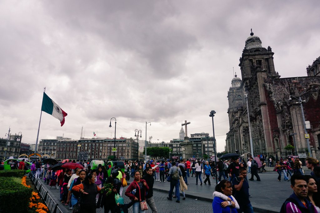 EstiivSanchezVz's tweet photo. Exploring the essence of being Mexican @DF 🇲🇽🚗 #WeekendGetaway #outoftheroutine #megacity https://t.co/MNkrIhetRN