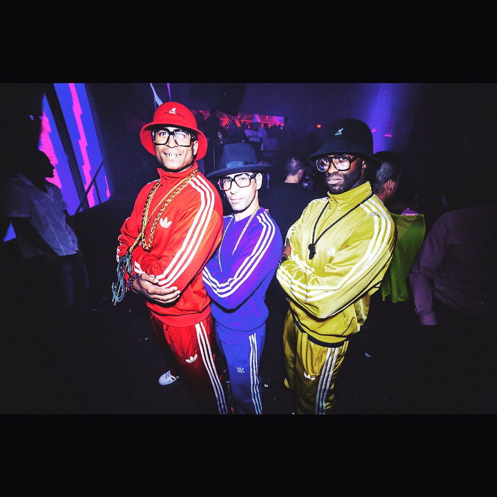kaderchelef's tweet photo. #RUN #D.M.C du #Bled ! #kder1Productions#filmaker#director#halloween#tonight#party#fun#hot#sexy#workout#artist#rap https://t.co/R4aBIEkKYP